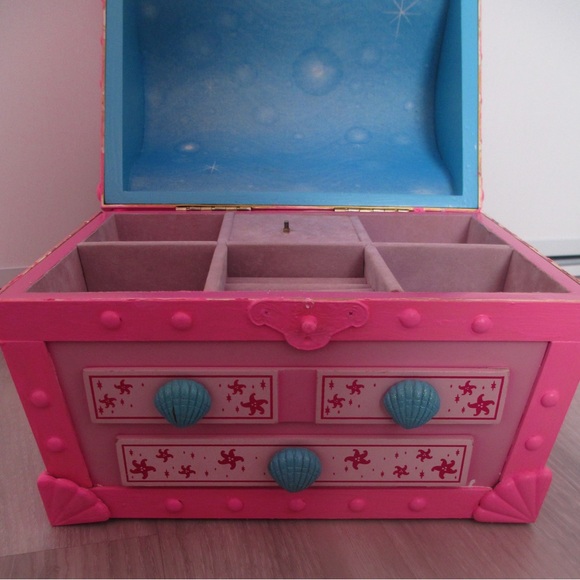 Unique Hand-Painted Pink Treasure Chest Music Box Jewelry Box - Picture 10 of 14